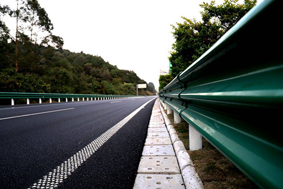 肇庆高速公路护栏的常用类型