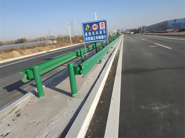 肇庆公路护栏守护安全横跨多个行业的应用