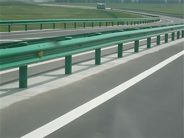 肇庆波形梁护栏在高速公路的应用